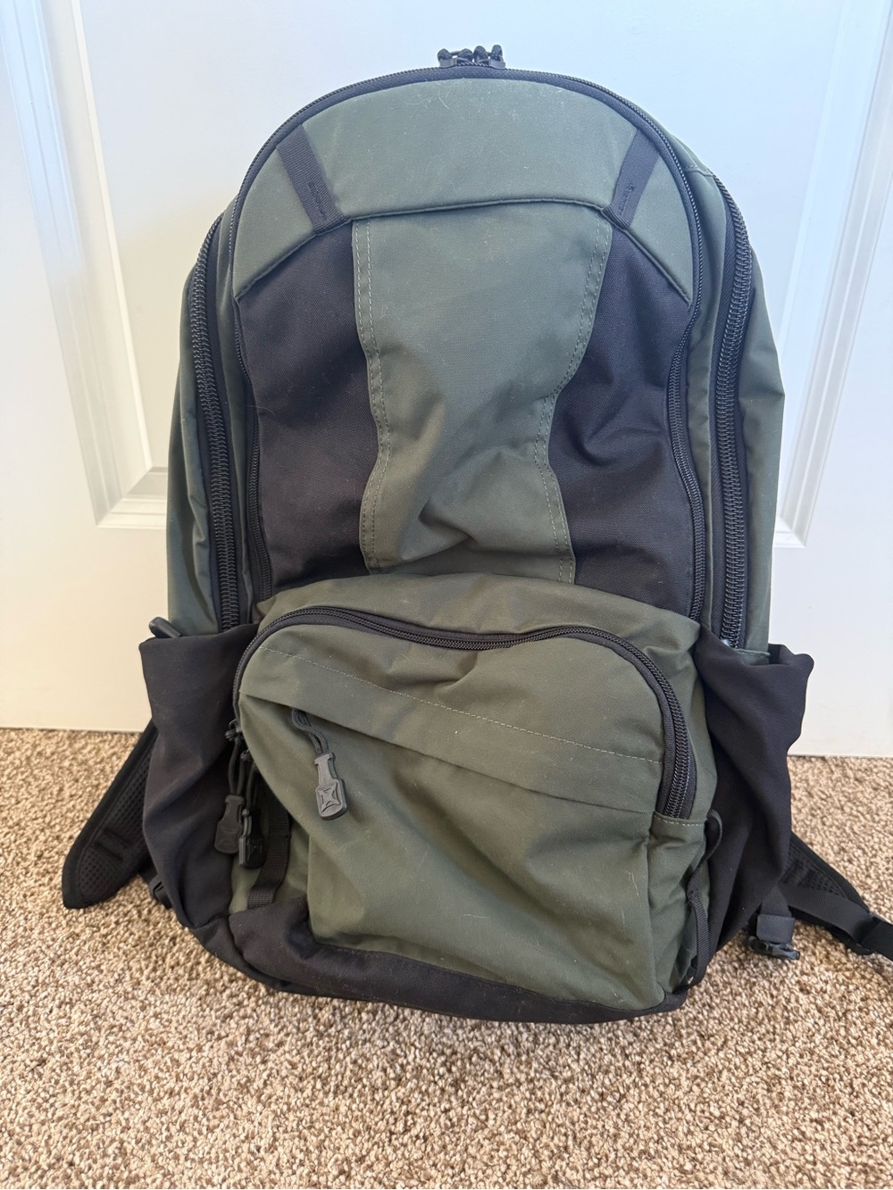 Vertex Ready Pack Men's Olive Green and Black Everyday Backpack